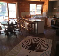 Mole Creek Cabins - Dalby Accommodation