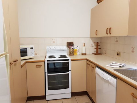 Newcastle Terraces And Apartments - NBC Apartments - Dalby Accommodation 4