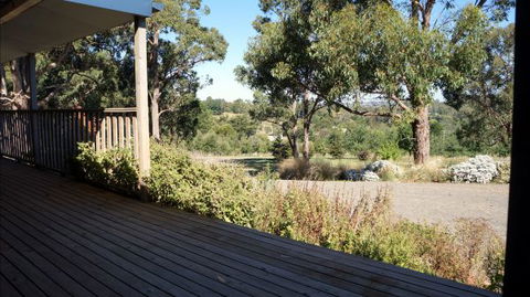 Oakhill Cottage - Dalby Accommodation 5