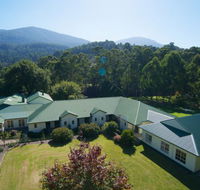 Oscar's on the Yarra - Dalby Accommodation