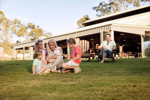 Paradise Country Farmstay - Dalby Accommodation 0