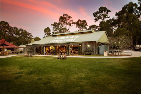 Paradise Country Farmstay - Dalby Accommodation 5