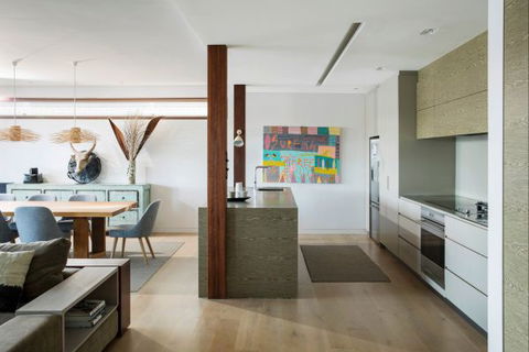 Pittwater Beach House - Dalby Accommodation 3