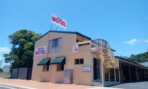 Sail Inn - Yeppoon - Dalby Accommodation 1