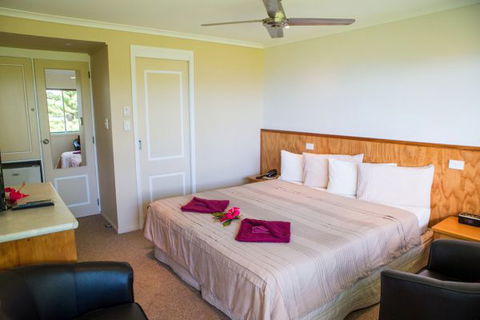 Seaview Hotel And Cottages Norfolk Island - Dalby Accommodation 2