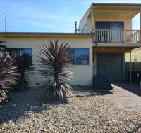 Seahaven Holiday House - Dalby Accommodation