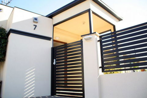 Sunset Retreat - Dalby Accommodation 1