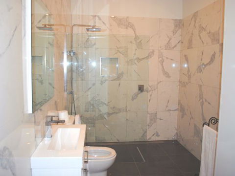 Sublime Spa Apartments On Murphy - Dalby Accommodation 5