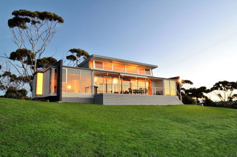 Tammar Ridge - Dalby Accommodation 0