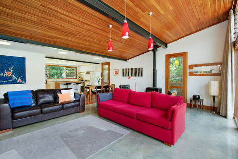 Tabaraga Ridge Eco House - Dalby Accommodation 1