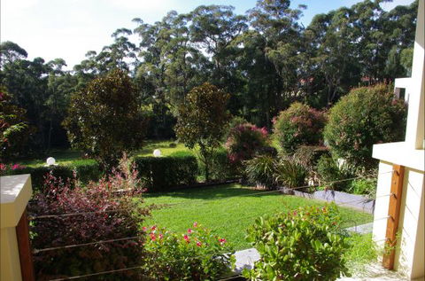 The Ridge Retreat Mollymook - Dalby Accommodation 7