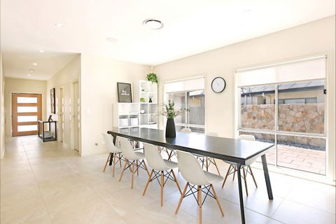 The Grape Escape Hunter Valley - Dalby Accommodation 2