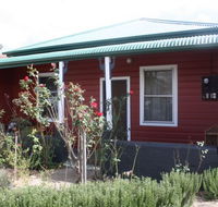 The Red House - Dalby Accommodation