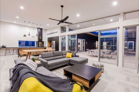 The Villas - Dalby Accommodation 1