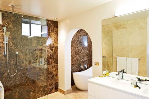 The Suites, Villa Belgravia - Dalby Accommodation 2