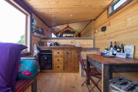 Torquay Farmstay  Blue Studio Truck - Dalby Accommodation 3