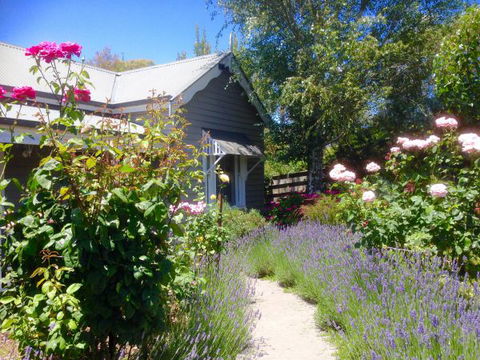 Valley View Cottage - Dalby Accommodation 0