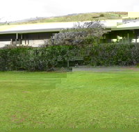 100 Gold Coast Drive Carrickalinga - Dalby Accommodation