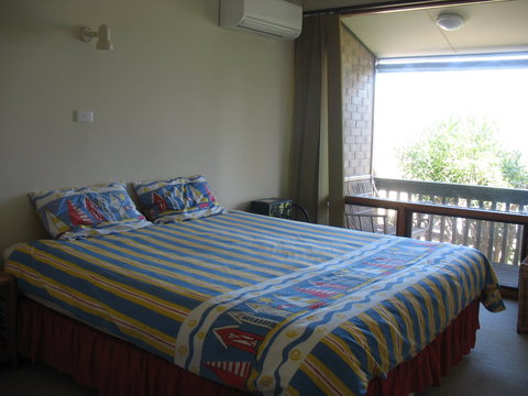 100 Gold Coast Drive, Carrickalinga - Dalby Accommodation 4