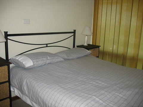 100 Gold Coast Drive, Carrickalinga - Dalby Accommodation 5