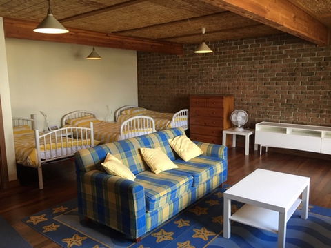 1/3 Strangways - Dalby Accommodation 8