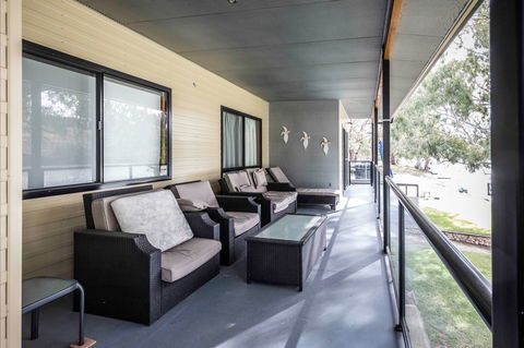 192 Page Drive Blanchetown -River Shack Rentals - Dalby Accommodation 3