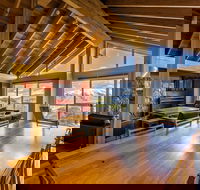 Altezza 1570 by Alpine Boutique Apartments - Dalby Accommodation