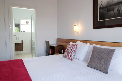 Apartments Of South Yarra - Dalby Accommodation 4