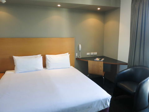 Arts Hotel Sydney - Dalby Accommodation 1