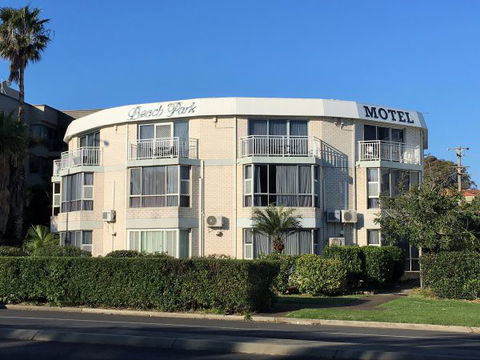 Beach Park Motel - Dalby Accommodation 0