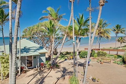 Beachfront Zilzie Holiday Home And Cottage - Dalby Accommodation 4