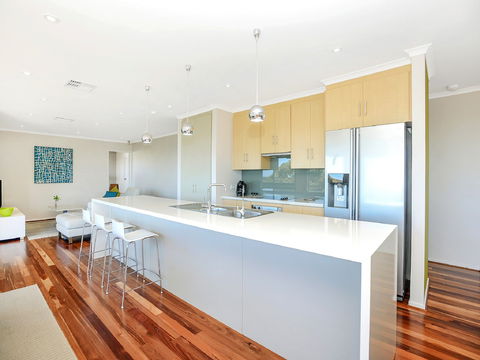 Bluff Retreat - 17 Davies Street - Dalby Accommodation 6