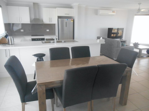 Cluff Vew - Dalby Accommodation 1