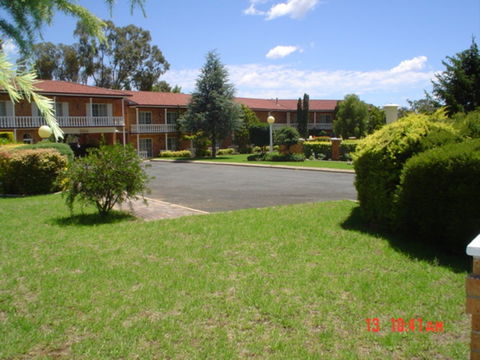 Coachmans Rest Motor Lodge - Dalby Accommodation 1