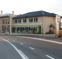 Coach House Launceston - Dalby Accommodation