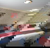 Cowra Crest Motel - Dalby Accommodation