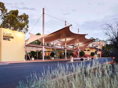 Desert Gardens Hotel - Dalby Accommodation 0