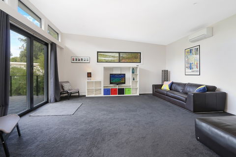 Divine - Dalby Accommodation 9