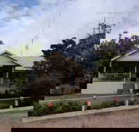 Dot's House - Dalby Accommodation