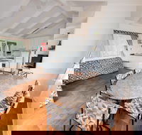 Eildon Riverside Holiday Park - Dalby Accommodation