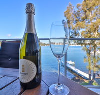 El Lago Jetty - Dalby Accommodation