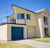 Fensom's Holiday Home - Dalby Accommodation