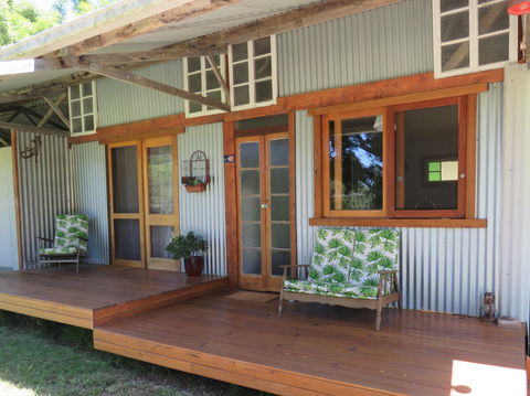 Fig Tree Retro Studio - Dalby Accommodation 0