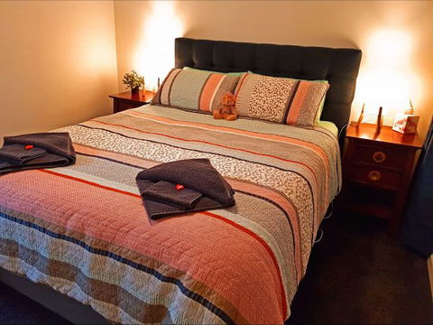 Fox And Hound Apartments - Dalby Accommodation 5