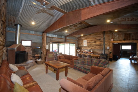 Howqua Valley Views - Dalby Accommodation 1