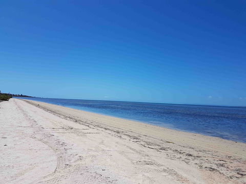 Kingscote Tourist Park And Family Units - Dalby Accommodation 0