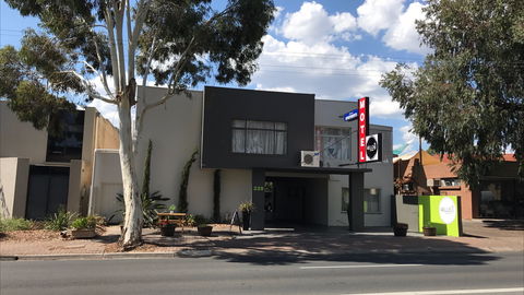 Hello Adelaide Motel Apartments - Frewville - Dalby Accommodation 0