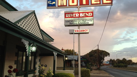 Motel Riverbend - Dalby Accommodation 0