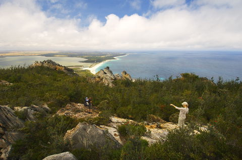 Lucky Bay Campground At Cape Le Grand National Park - Dalby Accommodation 2