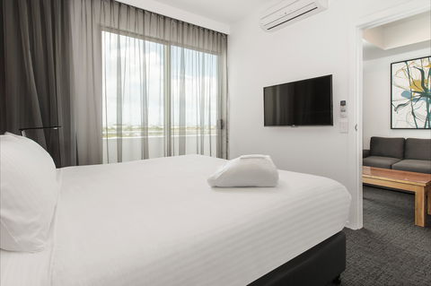 Mercure Sunshine Coast Kawana Waters - Dalby Accommodation 5